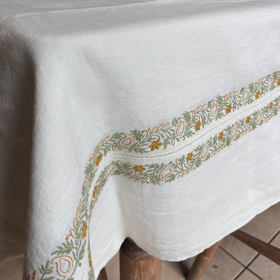 Chikankari Baagh tablecloth with fine detailed stitching